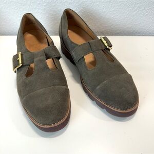 Vionic Women’s Suede Carmen T-strap Flats Mary Janes Loafers 8 Wide